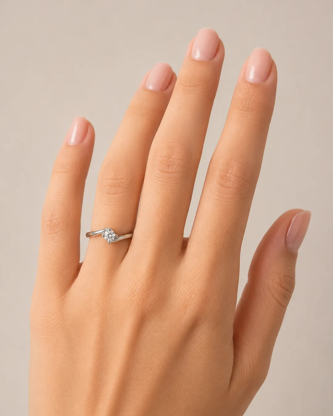 Solitario in oro bianco 18kt con diamante da 0,12 carati — vista 5