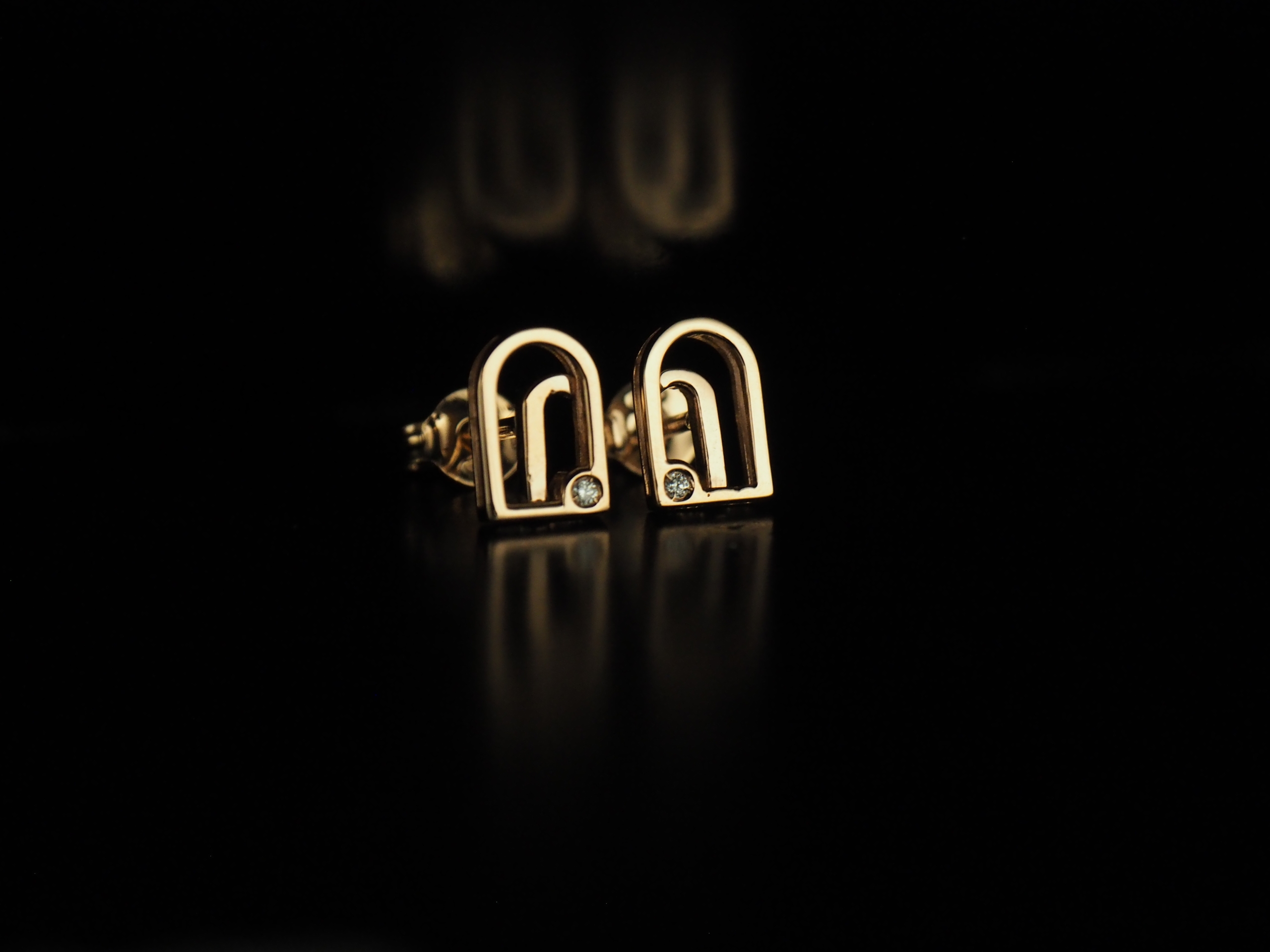 Orecchini in oro giallo 18kt con diamanti, collezione I Portici, foto 5 di 6