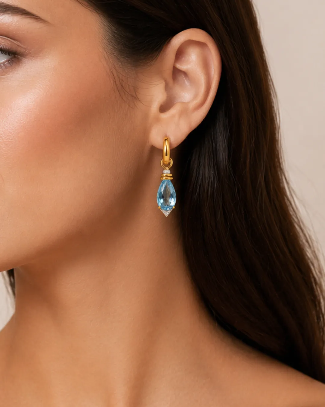 Orecchini a goccia in oro giallo 18kt con acquamarine e diamanti brillanti, foto 4 di 4